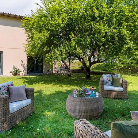 La Vaseria With Secret Garden And Pool Villa