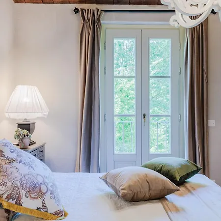 La Vaseria With Secret Garden And Pool Villa *