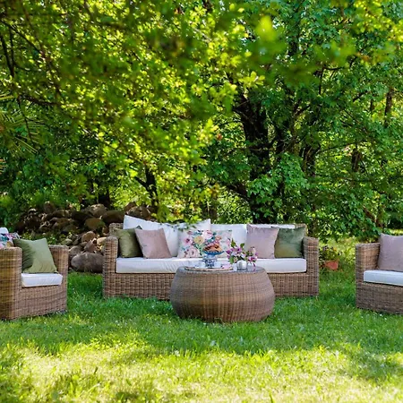 Villa La Vaseria With Secret Garden And Pool Ghivizzano